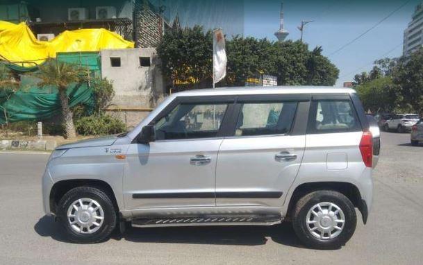 Mahindra TUV300 T4 Plus 2018
