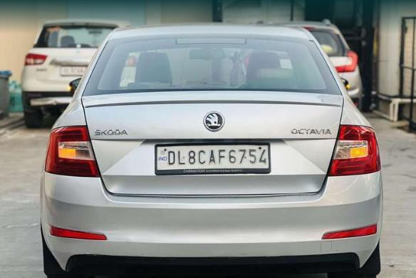 Skoda Octavia ELEGANCE 1.8 TSI AT 2014