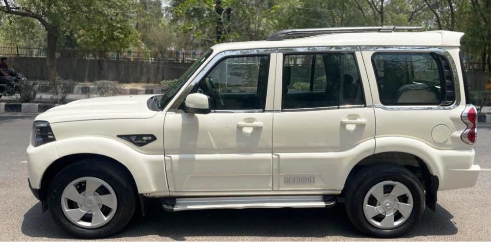 Mahindra Scorpio S5 2WD 2018