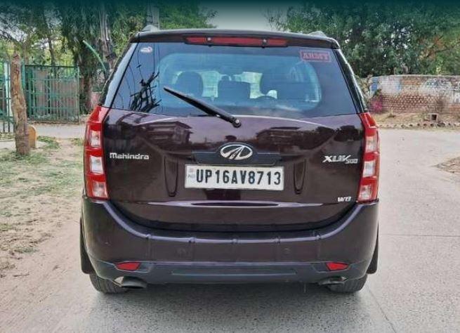 Mahindra XUV500 W8 2014