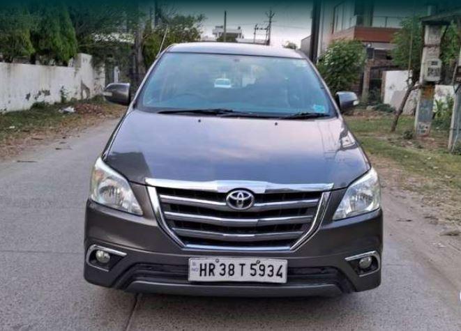 Toyota Innova 2.5 VX 8 STR BS IV 2014
