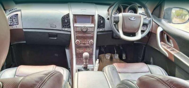 Mahindra XUV500 W8 2014