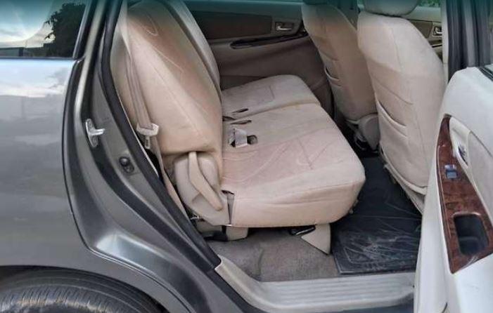 Toyota Innova 2.5 VX 8 STR BS IV 2014