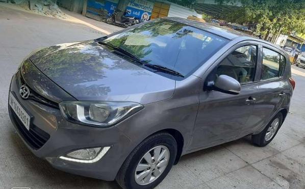 Hyundai i20 Sportz 1.4 CRDi 2014