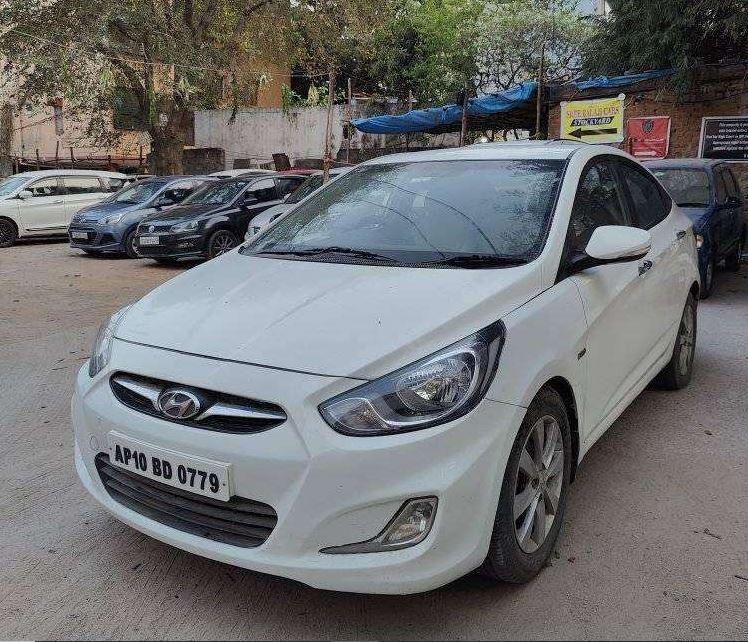 Hyundai Verna Fluidic 1.6 VTVT S (O) AT 2012