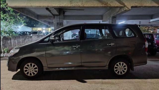 Toyota Innova 2.5 G4 8 STR 2013