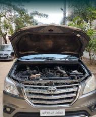 Toyota Innova 2.5 G 8 STR BS IV 2013
