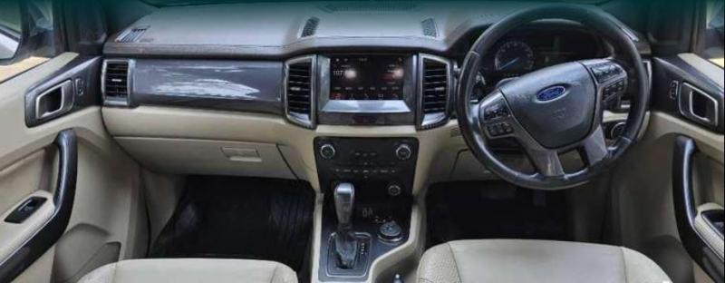 Ford Endeavour Titanium 3.2 4x4 AT 2017