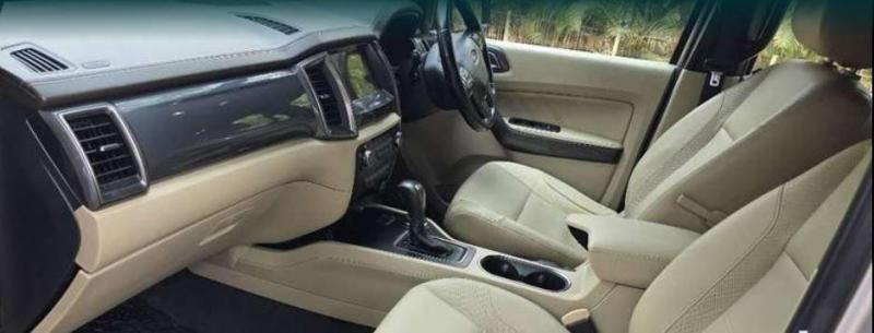 Ford Endeavour Titanium 3.2 4x4 AT 2017