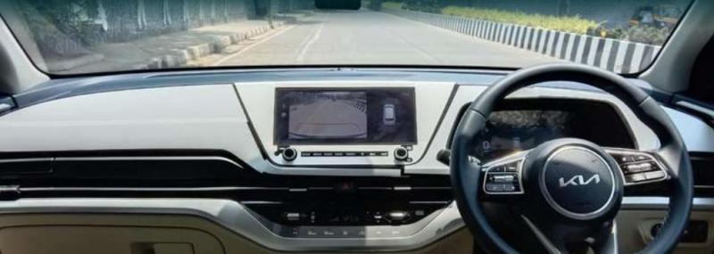 Kia Carens Luxury Plus 1.5 Turbo Petrol iMT 7 STR 2023