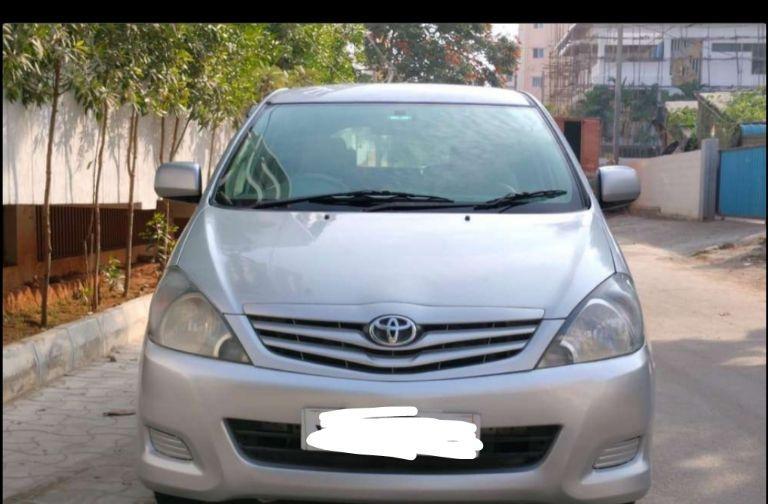 Toyota Innova 2.5 G 2009