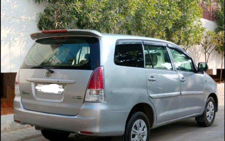 Toyota Innova 2.5 G 2009