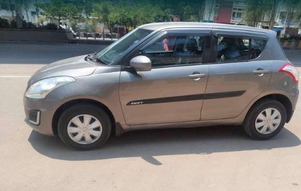 Maruti Suzuki Swift VXi 2017