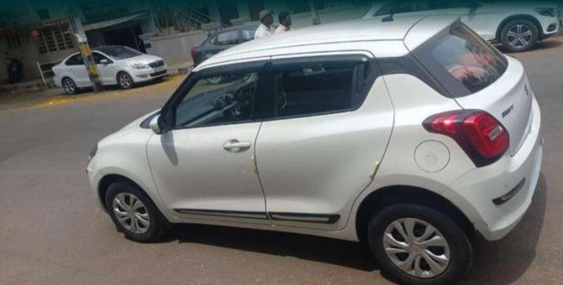 Maruti Suzuki Swift VXi AMT 2019