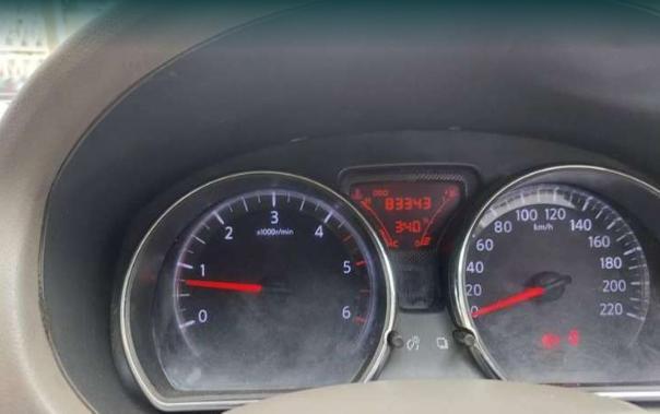 Nissan Sunny XV DIESEL 2013