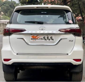 Toyota Fortuner 3.0 4X4 MT 2017