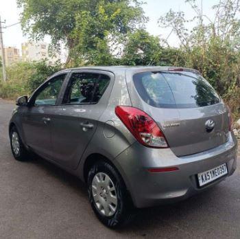 Hyundai i20 Magna 1.2 (O) 2013
