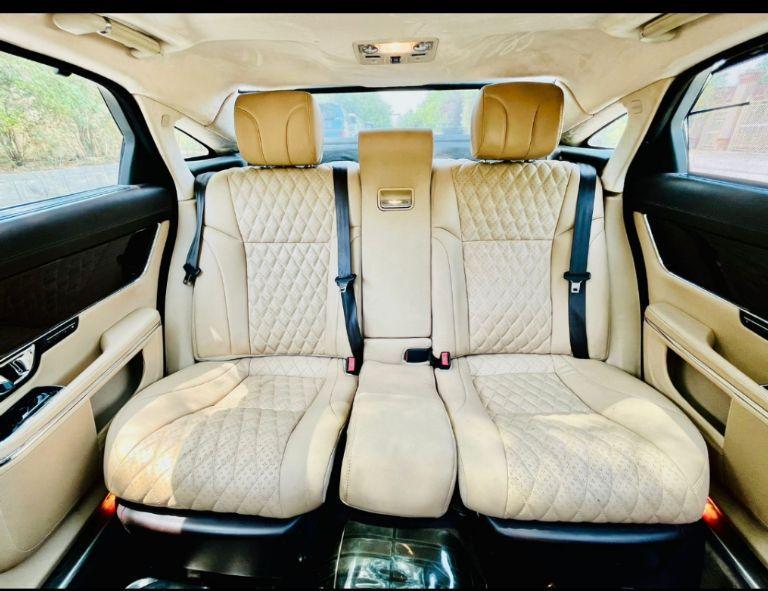 Jaguar XJ 2.0L Portfolio LWB 2015