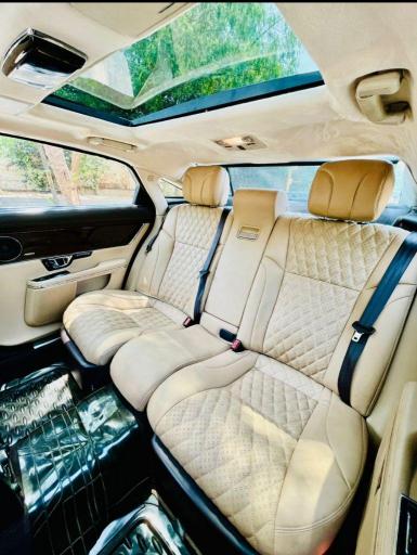 Jaguar XJ 2.0L Portfolio LWB 2015