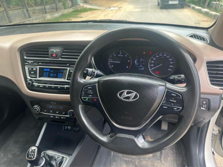 Hyundai i20 Sportz 1.4 CRDi 2015