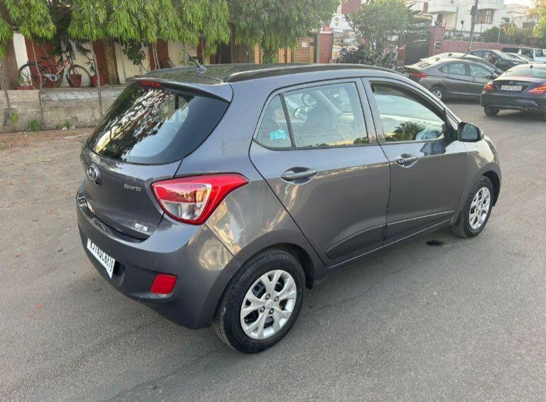 Hyundai Grand i10 Sportz (O) AT 1.2 Kappa VTVT 2016