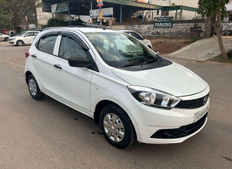 Tata Tiago Revotron XE 2019