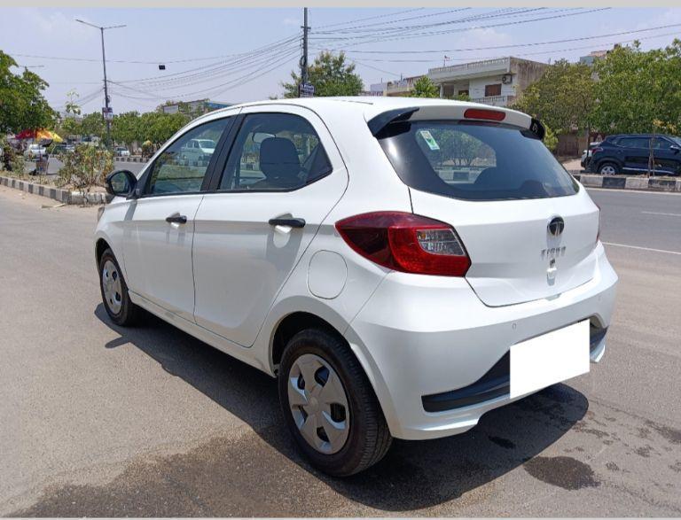 Tata Tiago Revotron XT 2024