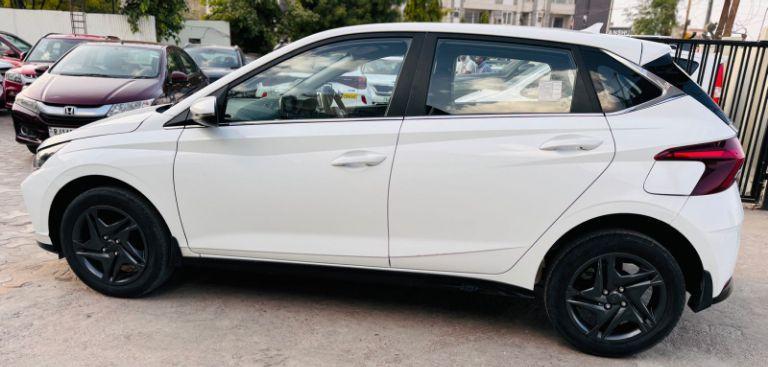 Hyundai i20 Sportz 1.2 MT Petrol 2021