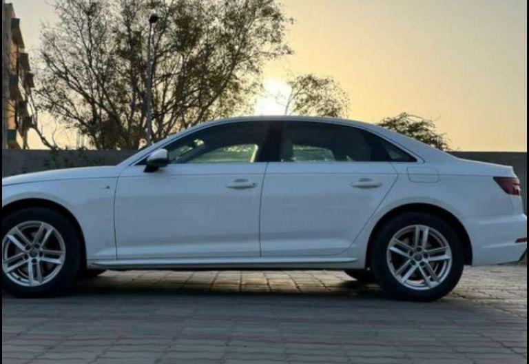 Audi A4 30 TFSI Premium Plus 2019