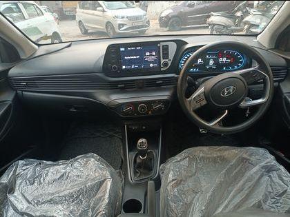Hyundai i20 Sportz 1.2 IVT Petrol Dual Tone 2021