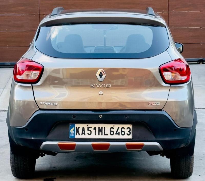 Renault KWID 1.0 RXT AMT 2018