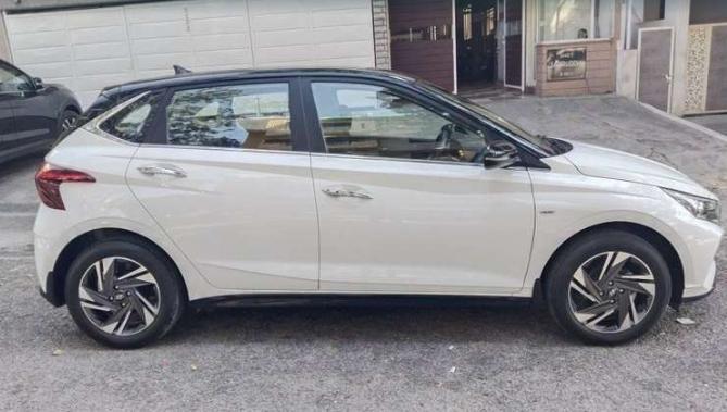Hyundai i20 Asta 1.2 IVT Petrol 2021