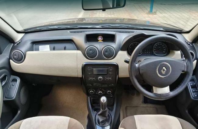 Renault Duster 85PS Diesel RxL Optional with Nav 2012