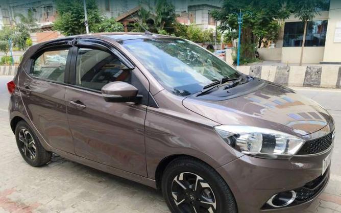 Tata Tiago Revotorq XZ 2017