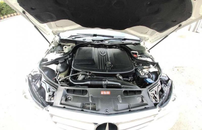 Mercedes-Benz C-Class 220 CDI AVANTGARDE AT 2013