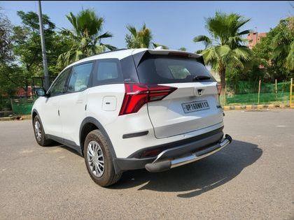 Mahindra XUV700 AX 3 Petrol AT 5 STR 2022