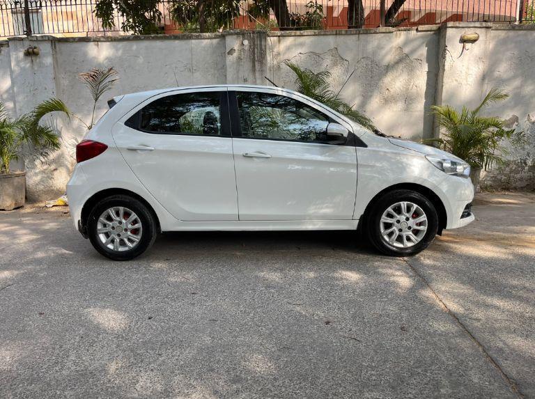 Tata Tiago Revotron XZA 2017