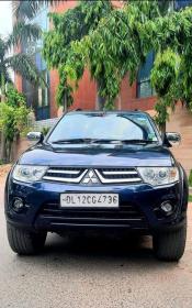 Mitsubishi Pajero Sport 4X4 DUAL TONE 2015