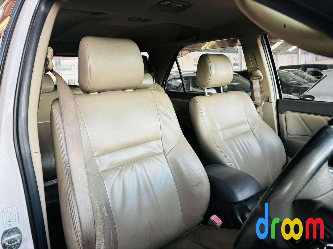 Toyota Fortuner 3.0 4X2 AT 2012