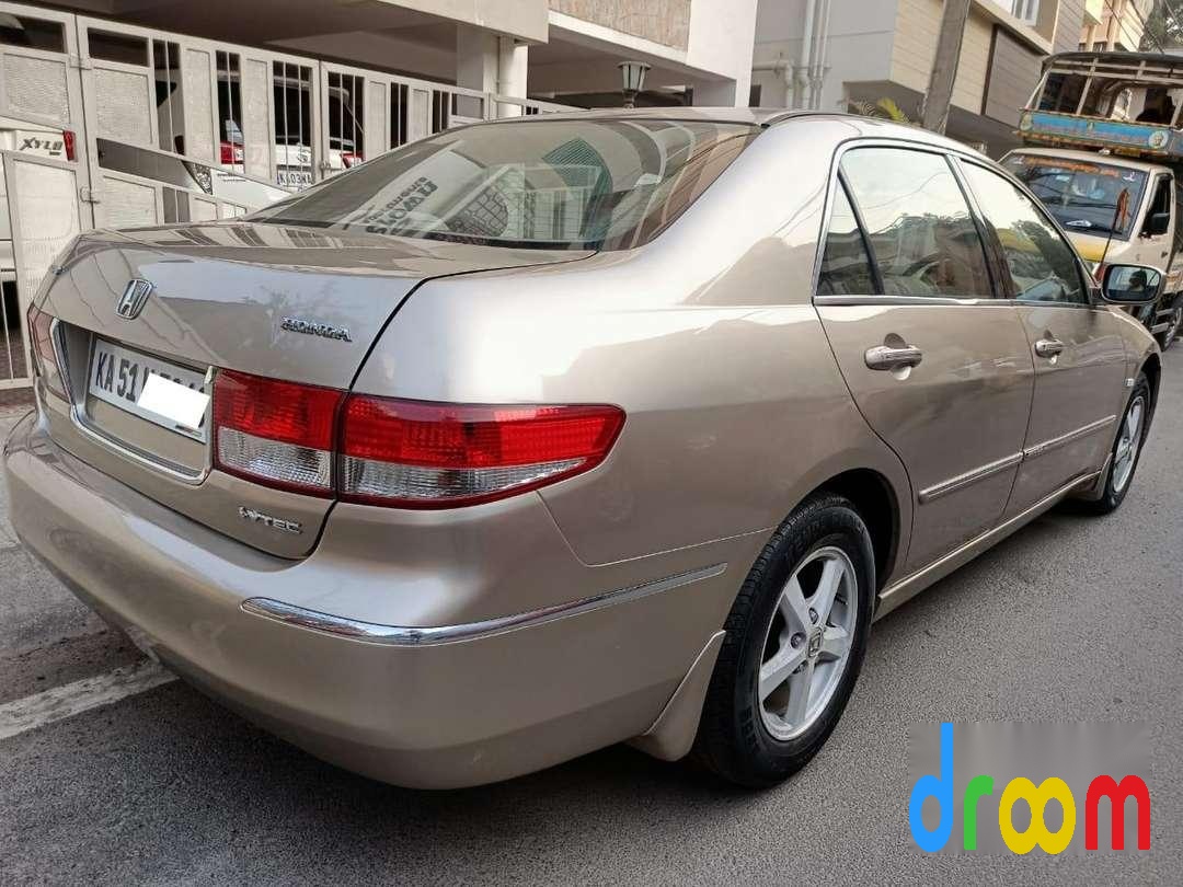 Honda Accord 2.4 VTI L MT 2006