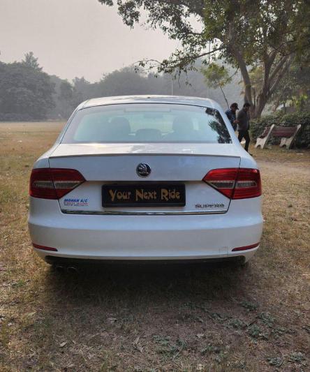 Skoda Superb 2.0 L&K TDI AT 2014