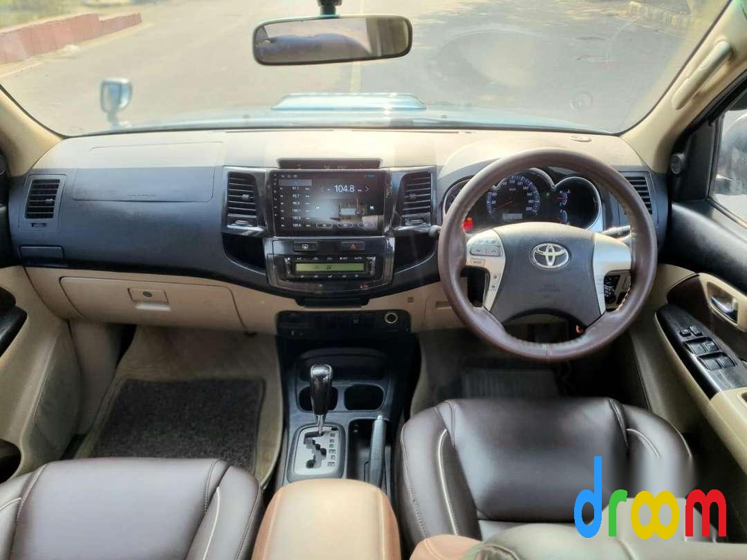 Toyota Fortuner 3.0 4X2 AT 2015