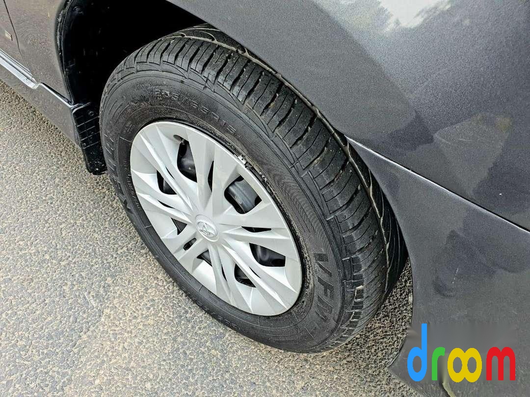 Toyota Innova 2.5 GX 7 STR BS IV 2015