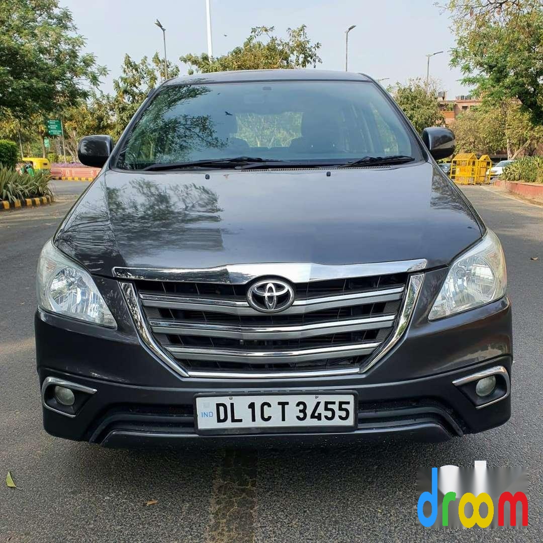 Toyota Innova 2.5 GX 7 STR BS IV 2015