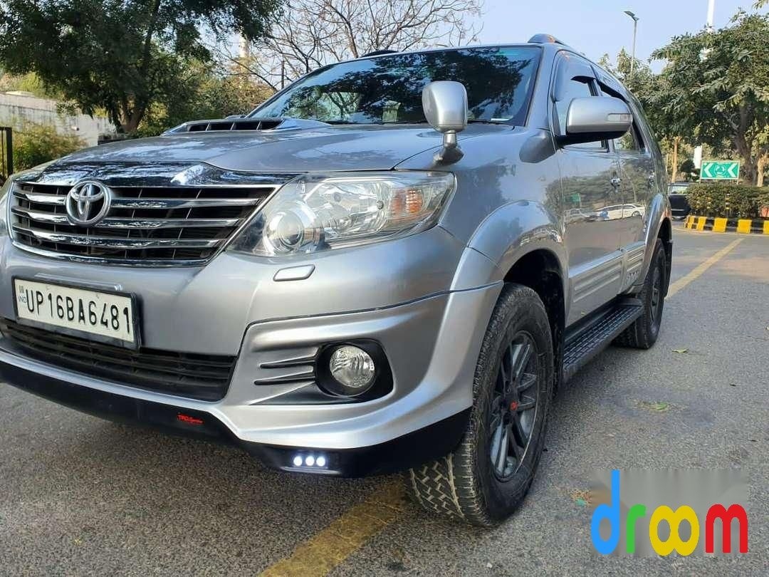 Toyota Fortuner 3.0 4X2 AT 2015