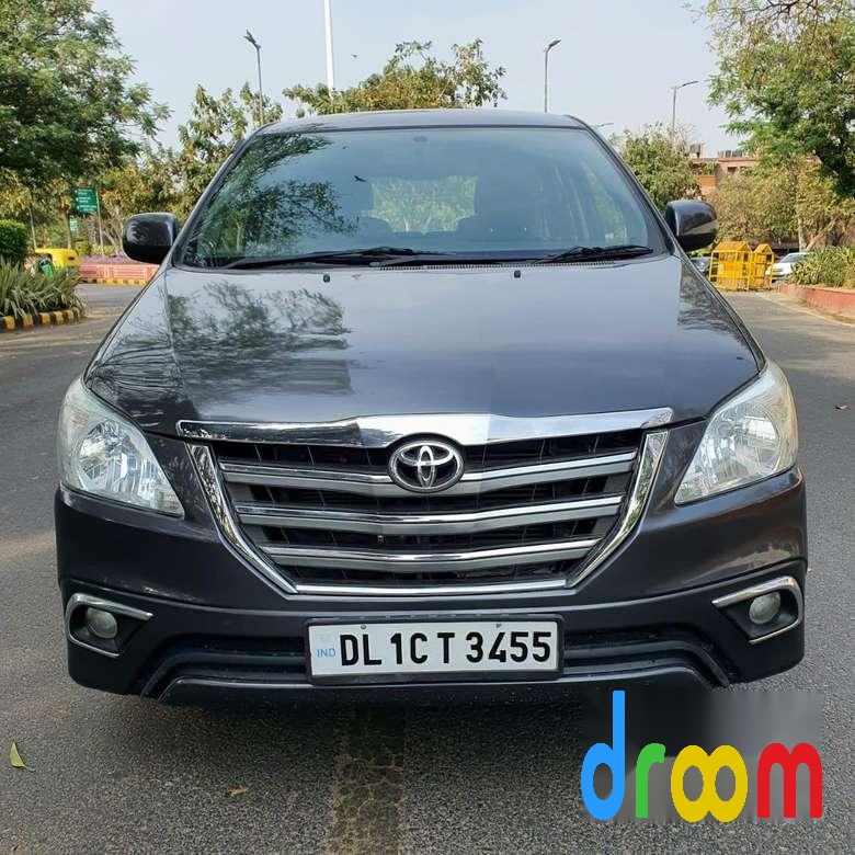 Toyota Innova 2.5 GX 7 STR BS IV 2015