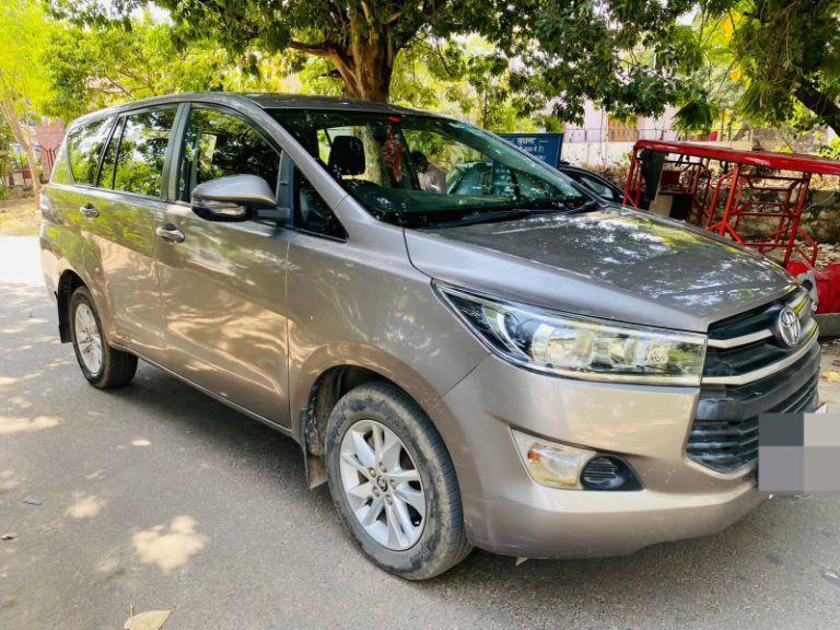 Toyota Innova Crysta 2.4 G 7 STR 2018