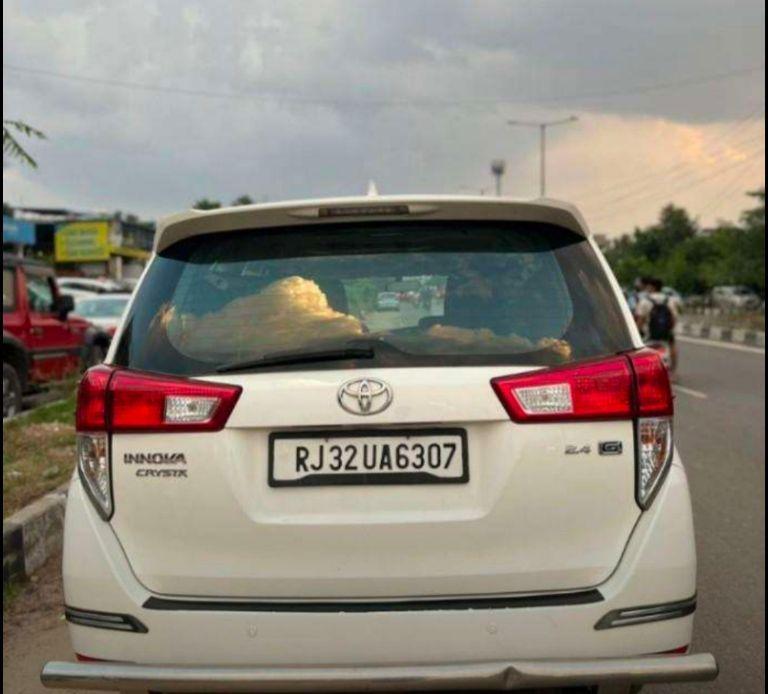Toyota Innova Crysta 2.4 G 7 STR 2018