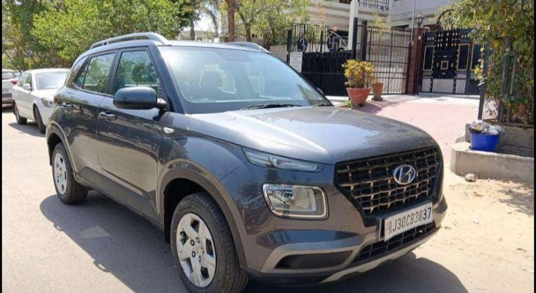 Hyundai Venue S Plus 1.2 Petrol 2022