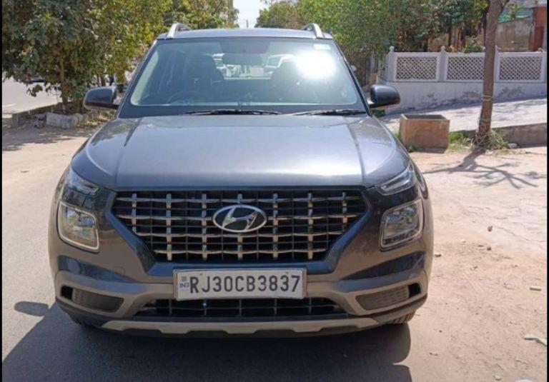 Hyundai Venue S Plus 1.2 Petrol 2022